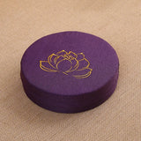 Almofada de Meditação em Linho com Bordado de Lótus – 40x6cm