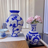 Vaso Decorativo em Blocos Inspirado na Porcelana Chinesa Azul e Branca