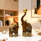 Kit com 2 Esculturas de Elefante em Resina – Acabamento Amadeirado e Dourado