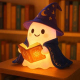 Luminária Noturna Fantasminha Lendo – LED Decorativa com Chapéu de Mago