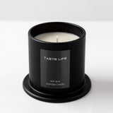 Vela Aromática de Cera de Soja com Cloche de Vidro – Elegância e Aroma