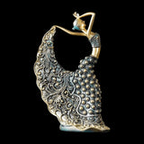 Escultura Decorativa Dançarina Pavão – Arte Abstrata em Cerâmica 28,5cm